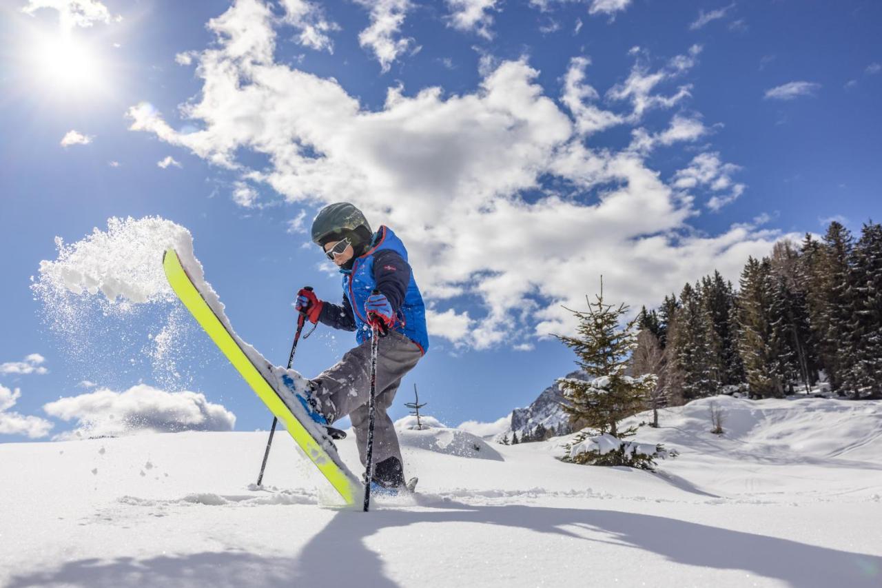 Alpen Adria Hotel & Spa Hermagor-Pressegger See Bagian luar foto