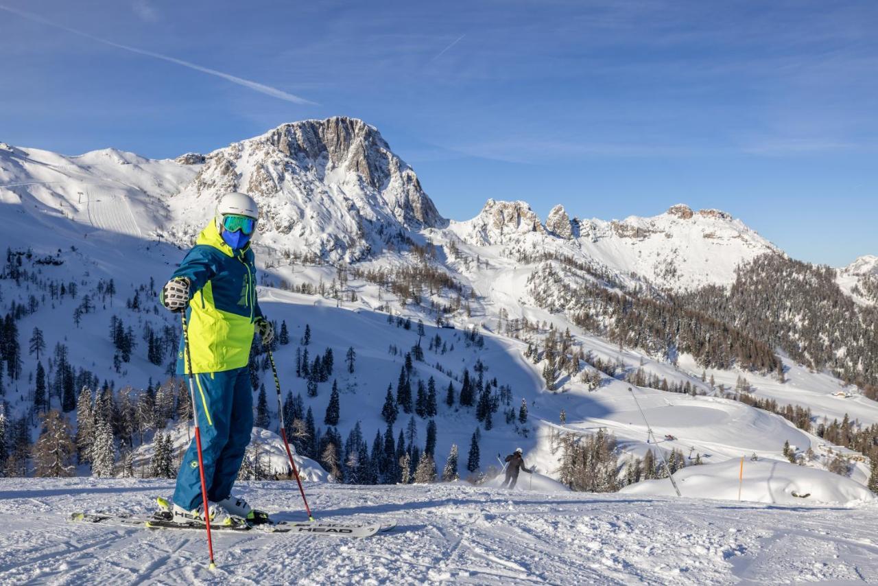 Alpen Adria Hotel & Spa Hermagor-Pressegger See Bagian luar foto