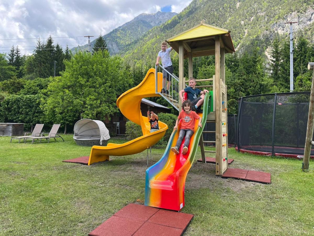 Alpen Adria Hotel & Spa Hermagor-Pressegger See Bagian luar foto