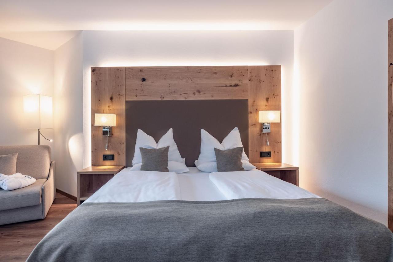 Alpen Adria Hotel & Spa Hermagor-Pressegger See Bagian luar foto