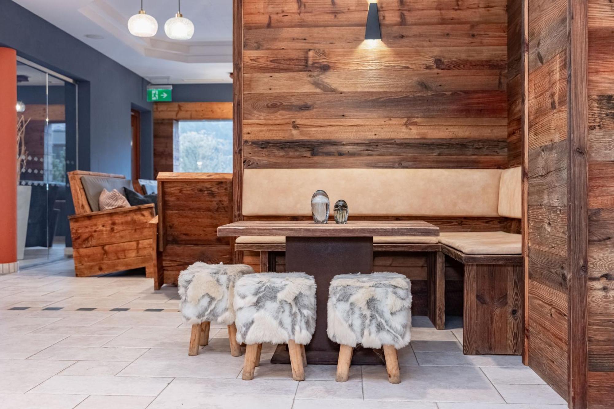 Alpen Adria Hotel & Spa Hermagor-Pressegger See Bagian luar foto